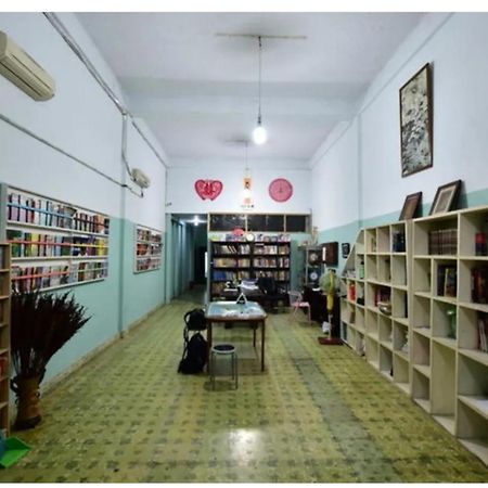 Dazhong Backpacker'S Hostel Medan Extérieur photo